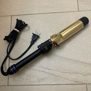 Hot Tools Professional 24K Gold Curling Iron 1.5” Barrel Model HTIR1577